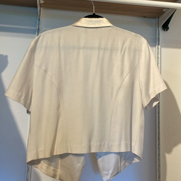 Vintage satin like formal top - Picture 3 of 3